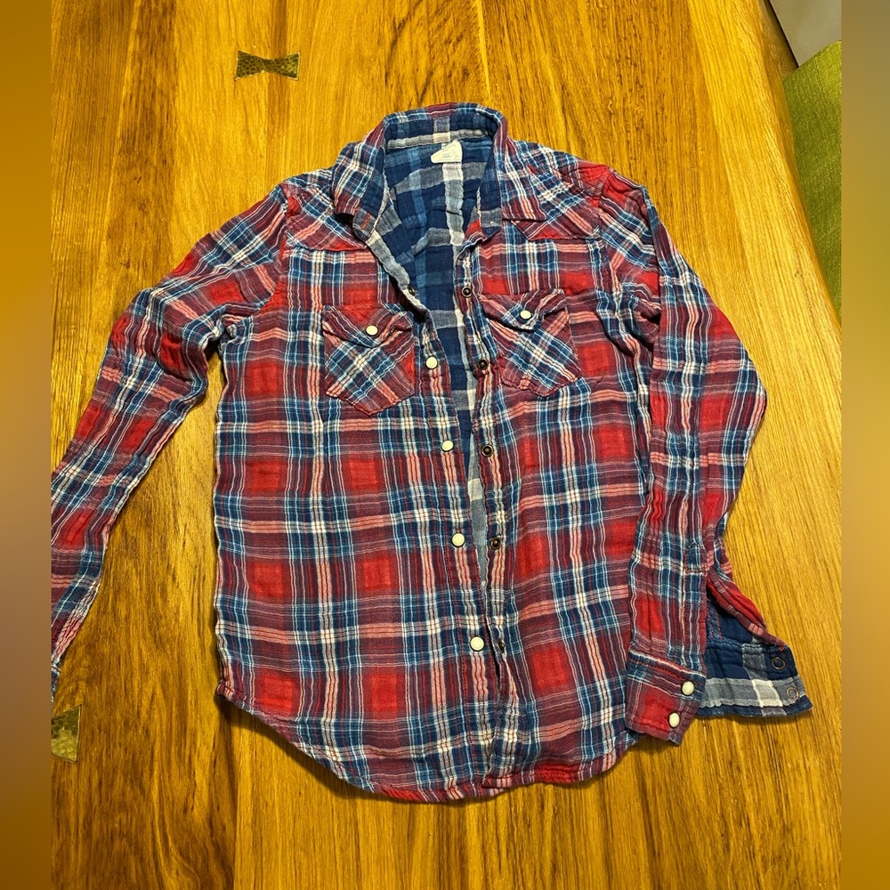 GAP shirt